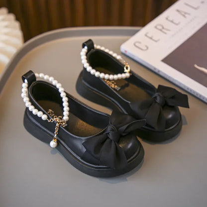 Girls's Black Leather Shoes with Pearl Chain